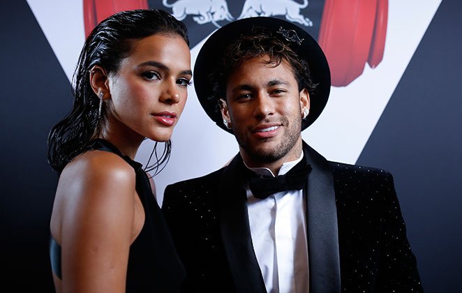 Bruna Marquezine e Neymar deixam de se seguir nas redes sociais
