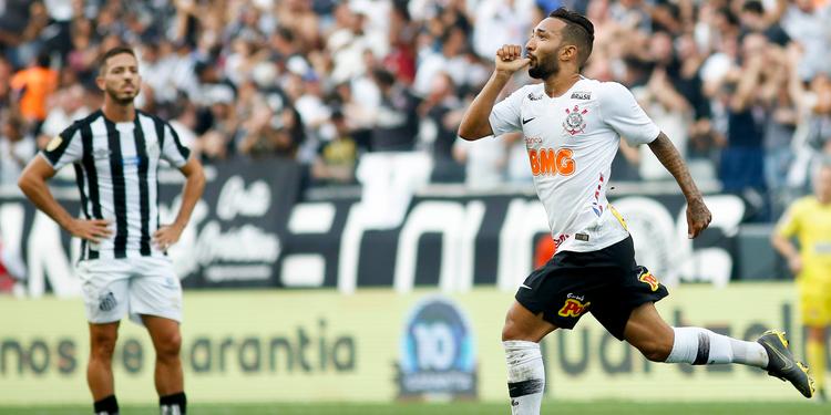 Corinthians vence e abre vantagem na semi contra o Santos
