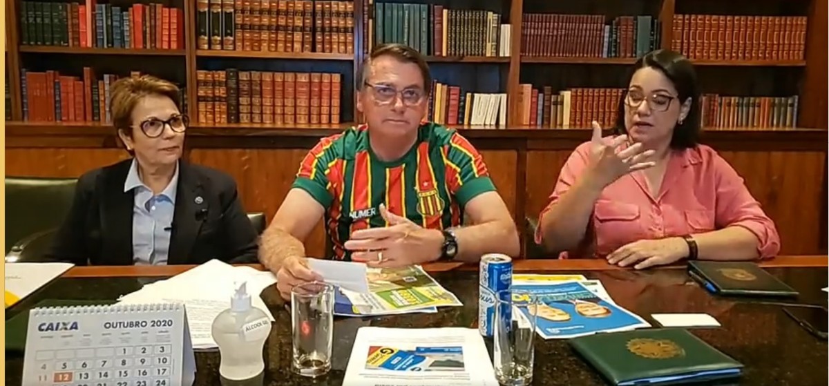 Bolsonaro pode ter cometido crime de racismo contra população LGBTQIA+ e povo do Maranhão