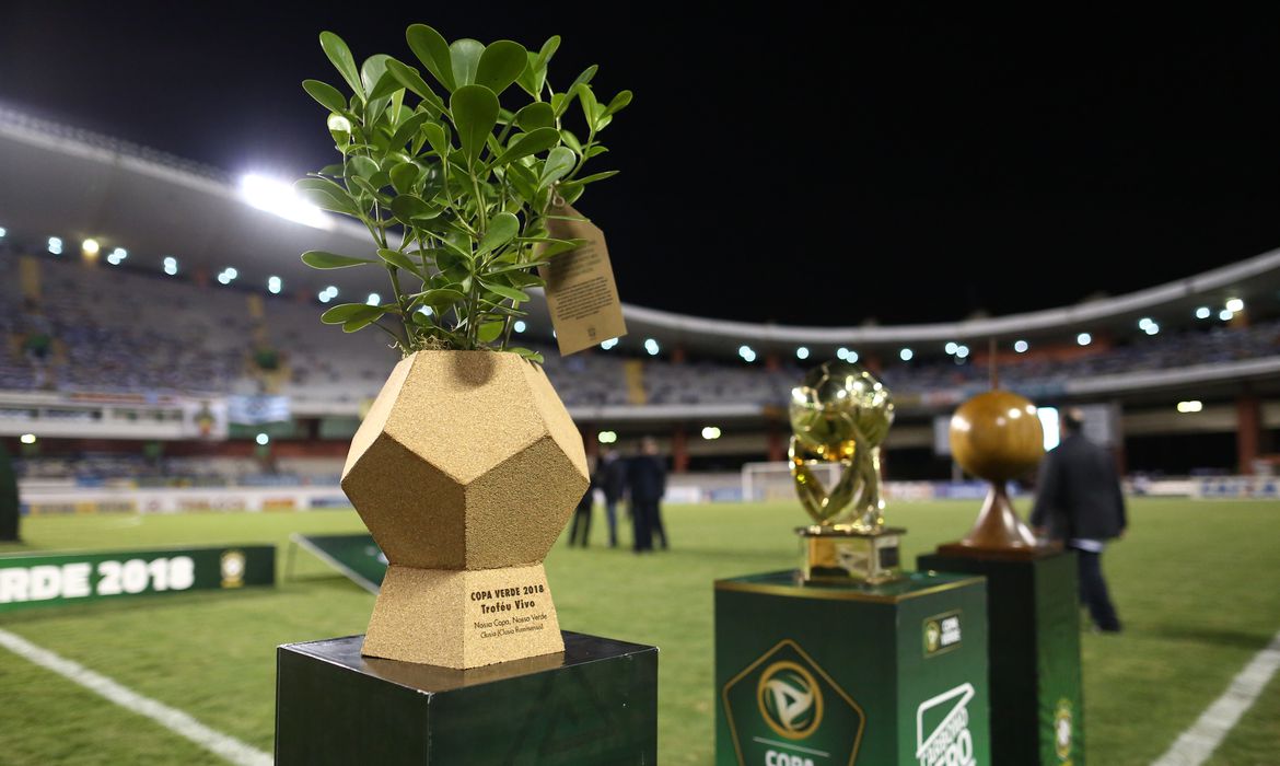 Remo e Brasiliense se enfrentam na final da Copa Verde, campeonato que traz viés ecológico