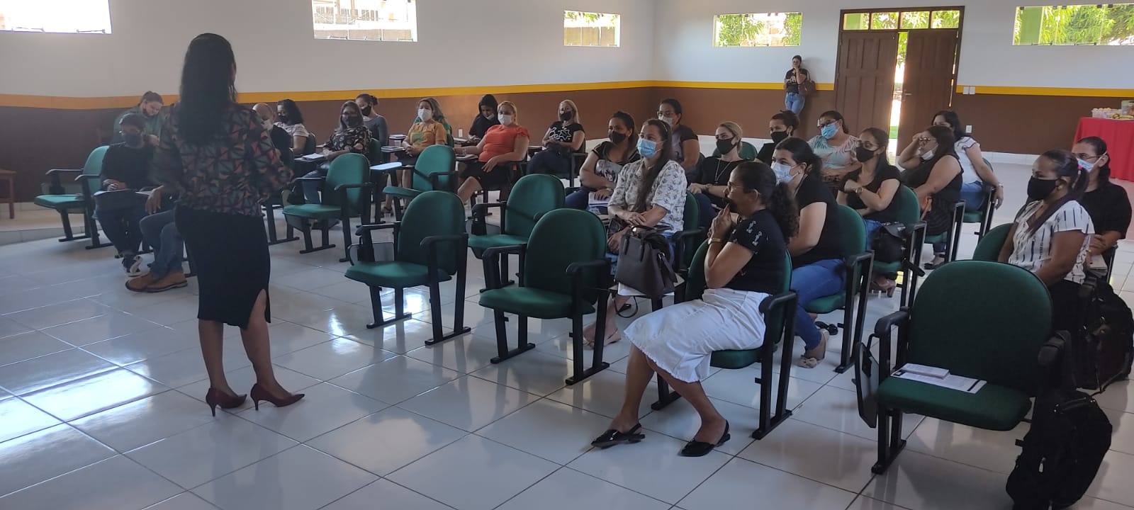 Secretaria de Educação de Ourilândia apresenta plano de retomada das aulas presenciais