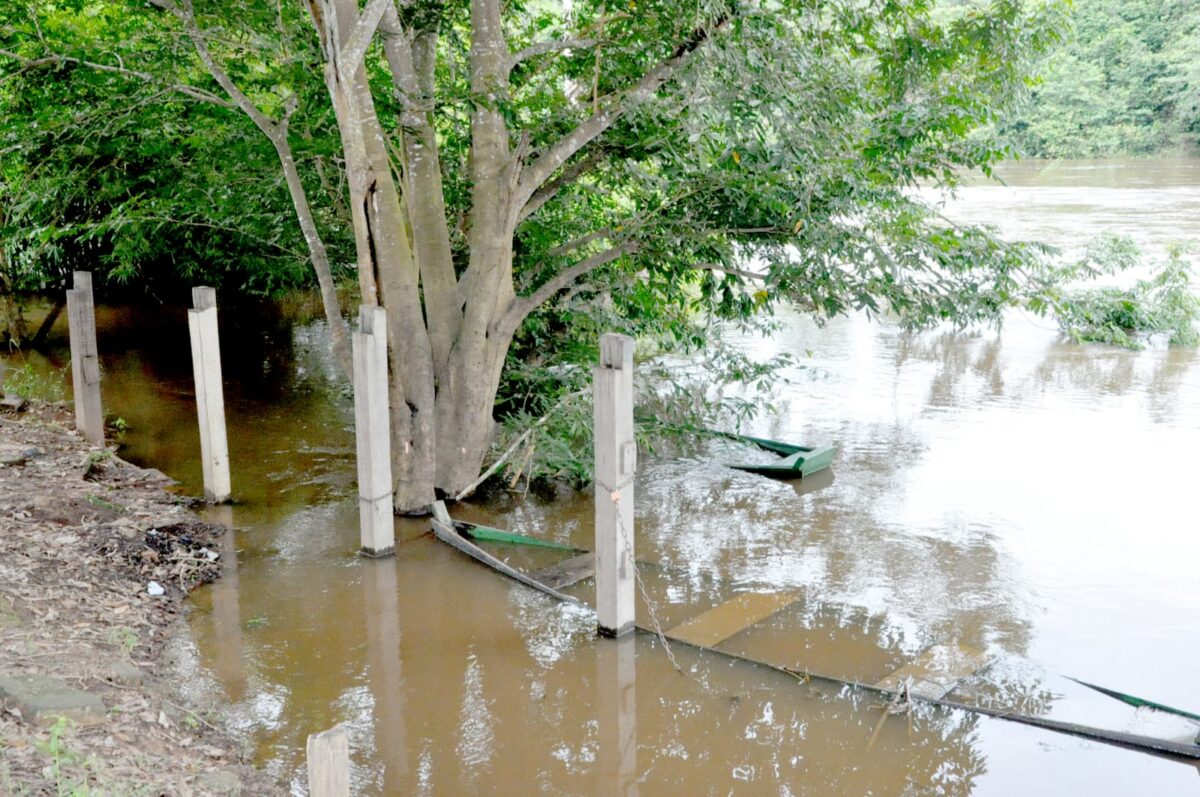 Nível do rio sobe e Defesa Civil alerta sobre risco de inundação em Parauapebas