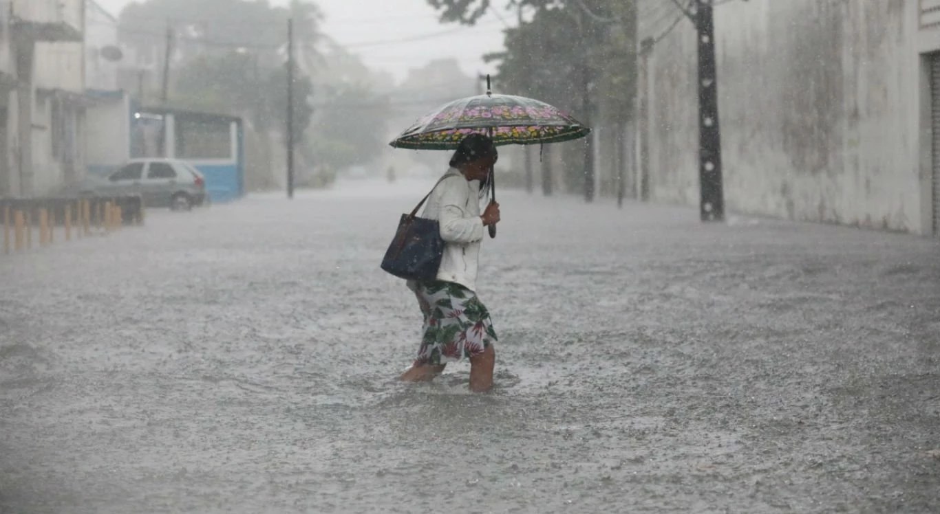 Inmet alerta para chuva intensa no Pará; ventos podem chegar a 60 km/h