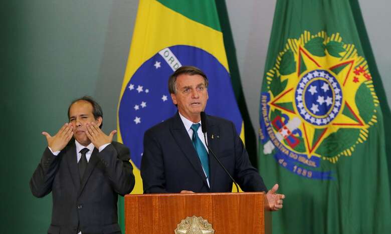 “Não quero peitar o Supremo”, diz Bolsonaro sobre decreto para corrigir “excesso” do STF