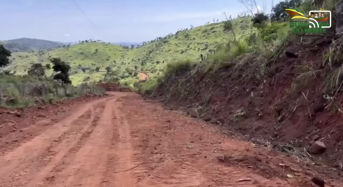 Prefeito Dr. Júlio Dairel recupera estradas vicinais em Ourilândia do Norte